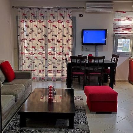 Lolu Apartment Plus Privat Parking Vlorë 외부 사진